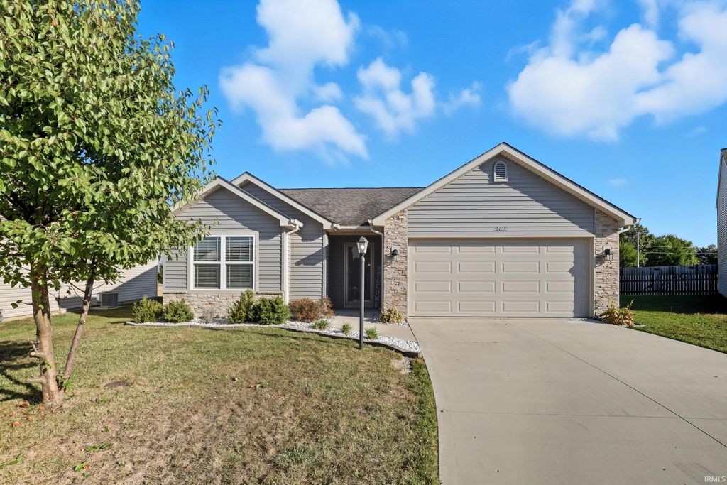 Photo of 12610 Page Hill Court, Fort Wayne, IN 46818 (MLS # 202541862)