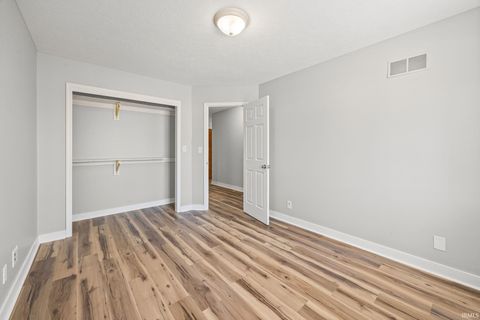 Tiny photo for 2204 Sunrise Avenue, Lafayette, IN 47904 (MLS # 202600872)