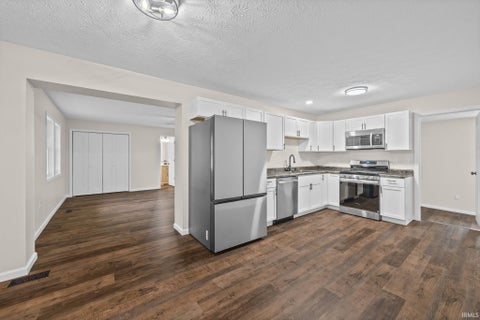 Tiny photo for 7060 W Crestwood Drive, Delphi, IN 46923 (MLS # 202639776)