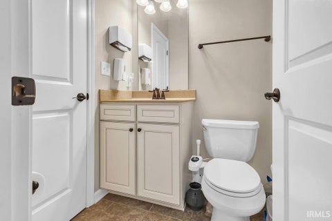 Tiny photo for 5372 W Cobblestone Street, Bloomington, IN 47403 (MLS # 202637917)