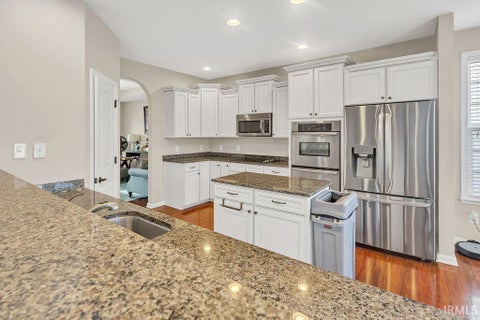Tiny photo for 5372 W Cobblestone Street, Bloomington, IN 47403 (MLS # 202637917)