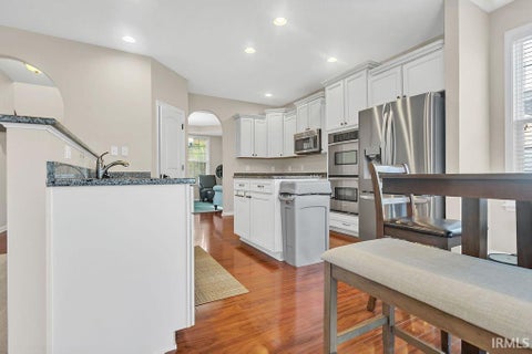Tiny photo for 5372 W Cobblestone Street, Bloomington, IN 47403 (MLS # 202637917)