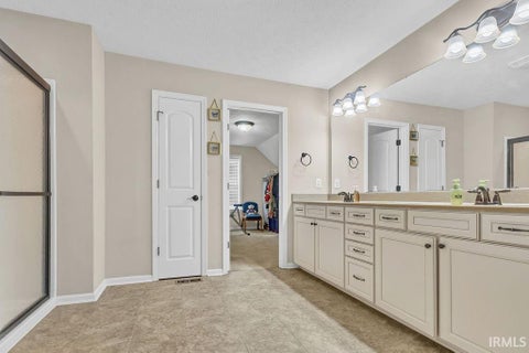 Tiny photo for 5372 W Cobblestone Street, Bloomington, IN 47403 (MLS # 202637917)