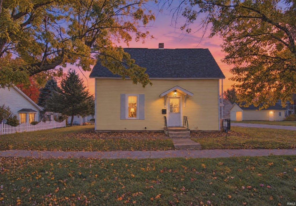 Photo of 310 S White Street, Culver, IN 46511 (MLS # 202644228)