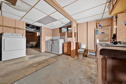 Tiny photo for 8010 W County Road 400 N, Royal Center, IN 46978 (MLS # 202601786)