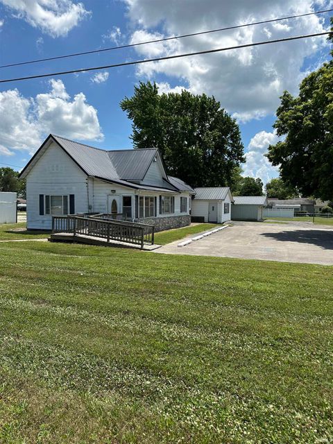 Tiny photo for 2605 E Markland Avenue, Kokomo, IN 46902 (MLS # 202526850)