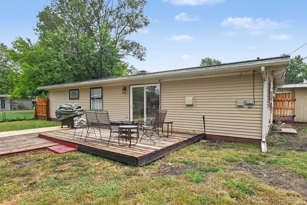 Photo of 717 Whitehall Drive, South Bend, IN 46615 (MLS # 202638617)