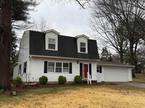 Photo of 4317 E Wembley Court, Bloomington, IN 47408 (MLS # 202547727)