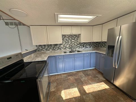 Tiny photo for 1756 S Riverview Road, Peru, IN 46970 (MLS # 202520906)
