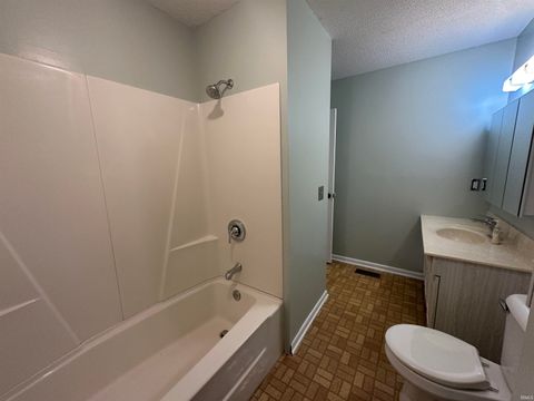 Tiny photo for 1756 S Riverview Road, Peru, IN 46970 (MLS # 202520906)
