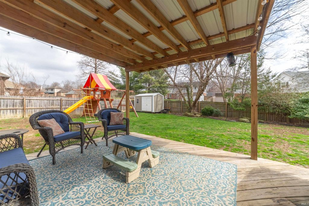 Photo of 10001 Brookline Drive, Evansville, IN 47711 (MLS # 202607613)