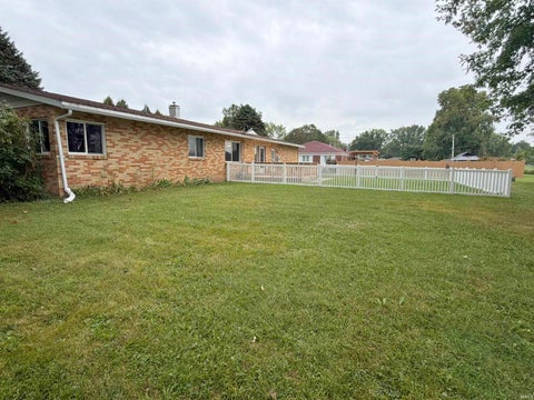 Tiny photo for 2062 S Holiday Drive, Peru, IN 46970 (MLS # 202637545)