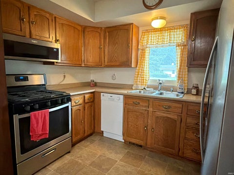 Tiny photo for 2062 S Holiday Drive, Peru, IN 46970 (MLS # 202637545)
