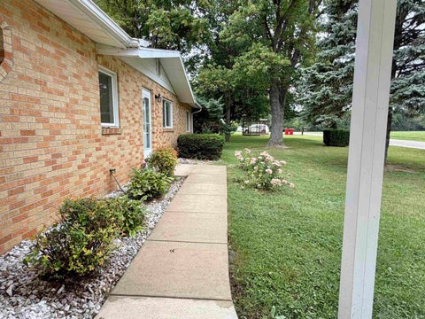 Tiny photo for 2062 S Holiday Drive, Peru, IN 46970 (MLS # 202637545)