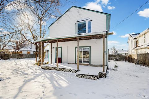 Tiny photo for 904 S Buckeye Street, Kokomo, IN 46901 (MLS # 202548120)