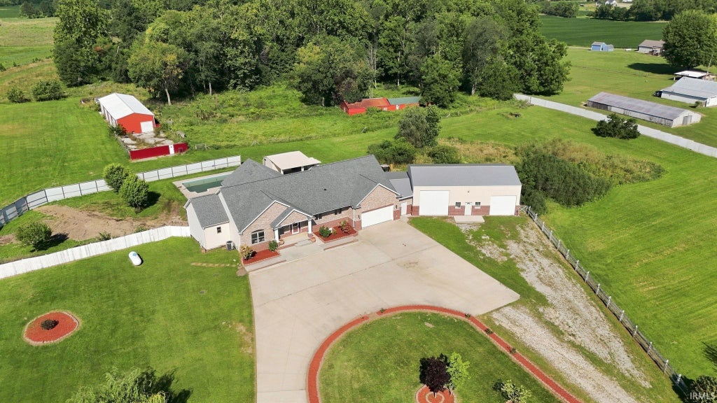 Photo of 2395 S 400 W Street, Warsaw, IN 46580 (MLS # 202637055)