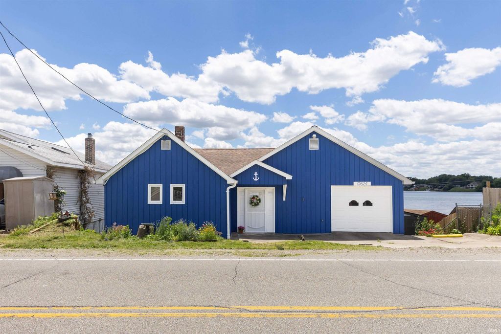 Photo of 10624 Jefferson Road, Osceola, IN 46561 (MLS # 202624501)