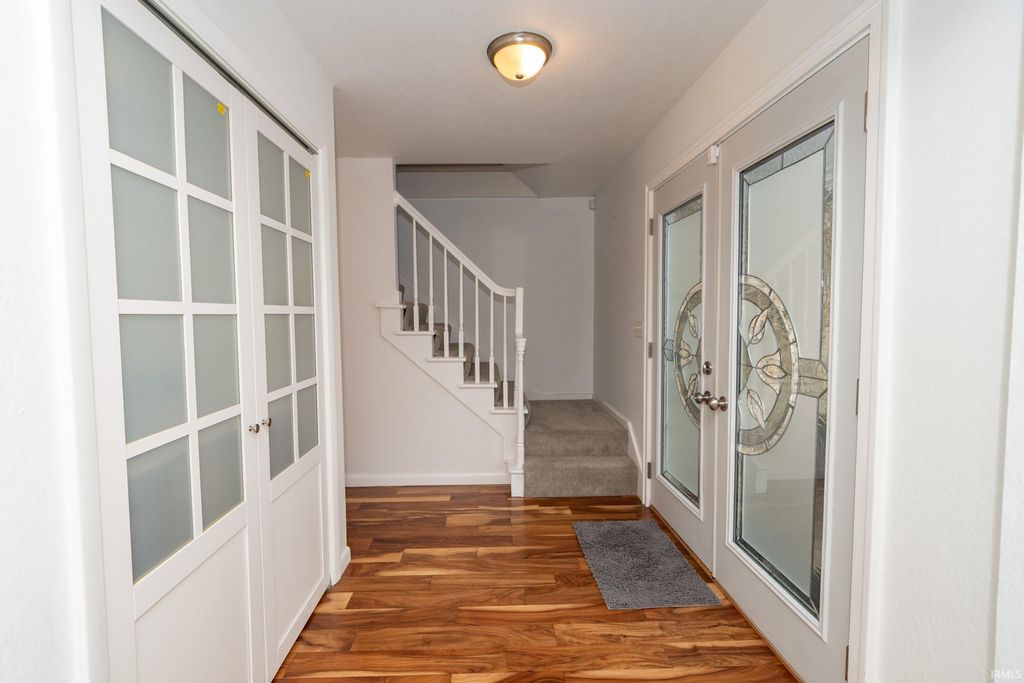 Photo of 16765 Londonberry Lane, South Bend, IN 46635 (MLS # 202547259)