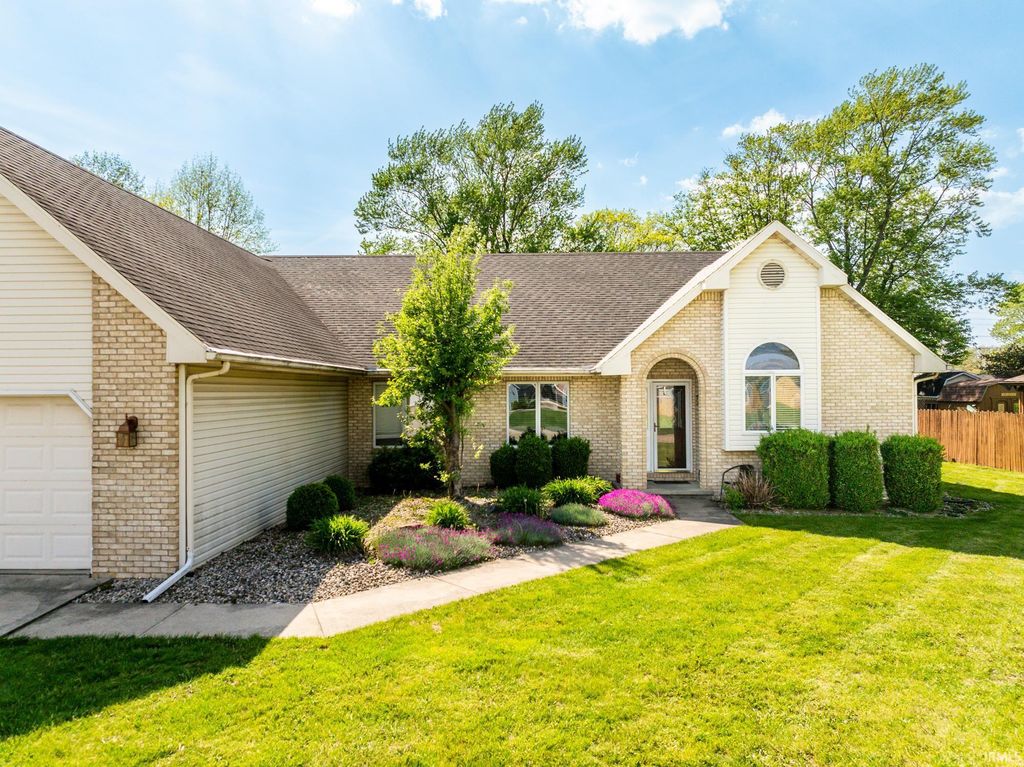 Photo of 1801 N Brighton Road, Muncie, IN 47304 (MLS # 202615919)