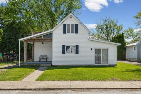 Photo of 59 W White Street, Frankfort, IN 46071 (MLS # 202614649)