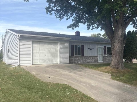 Photo of 2809 N WAUGH Street, Kokomo, IN 46901 (MLS # 202637973)