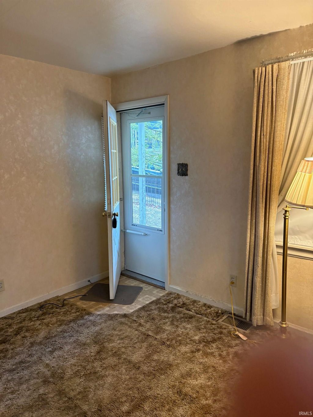 Photo of 1520 Ferry Street, Lafayette, IN 47904 (MLS # 202607033)