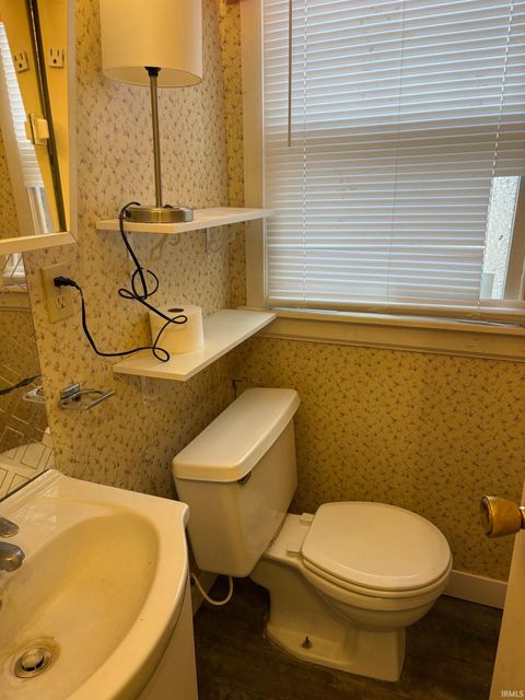 Tiny photo for 1520 Ferry Street, Lafayette, IN 47904 (MLS # 202607033)