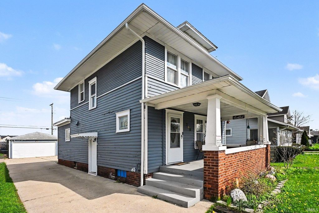 Photo of 740 Johnson Street, South Bend, IN 46628 (MLS # 202613491)