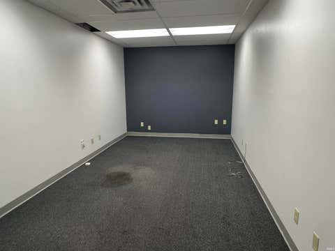 Tiny photo for 210 W Walnut Street, Kokomo, IN 46901 (MLS # 202623775)