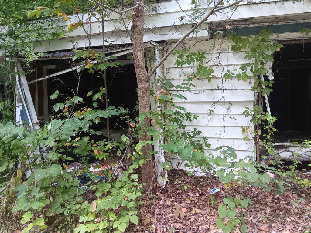 Photo of 10631 W Lakewood Drive, Poland, IN 47868 (MLS # 202605538)