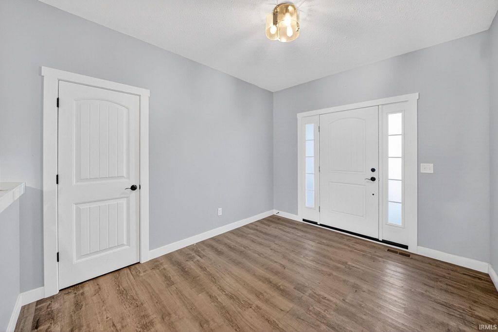 Photo of 54715 Pierre Trails Drive, Osceola, IN 46561 (MLS # 202617521)