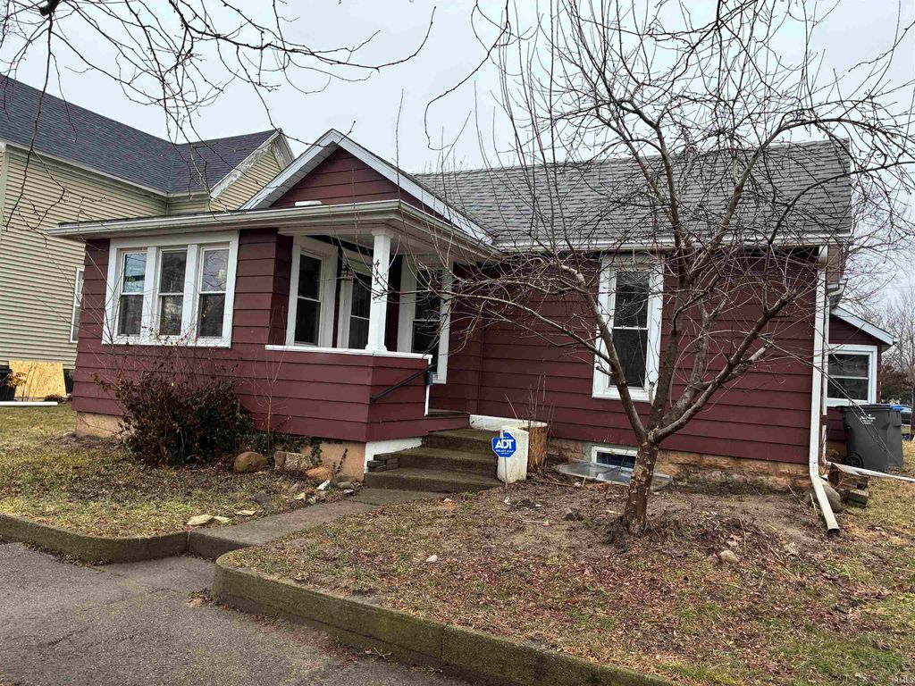 Photo of 415 Cross Street, Goshen, IN 46528 (MLS # 202607125)