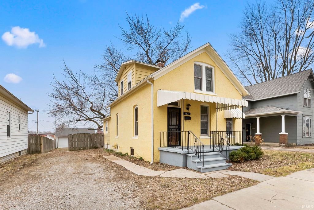 Photo of 1631 Howell Street, Fort Wayne, IN 46808 (MLS # 202607159)