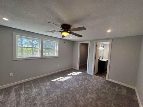 Tiny photo for 3006 S 150 E, Peru, IN 46970 (MLS # 202535570)