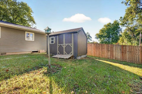 Tiny photo for 546 NW 10th Street, Linton, IN 47441 (MLS # 202643830)