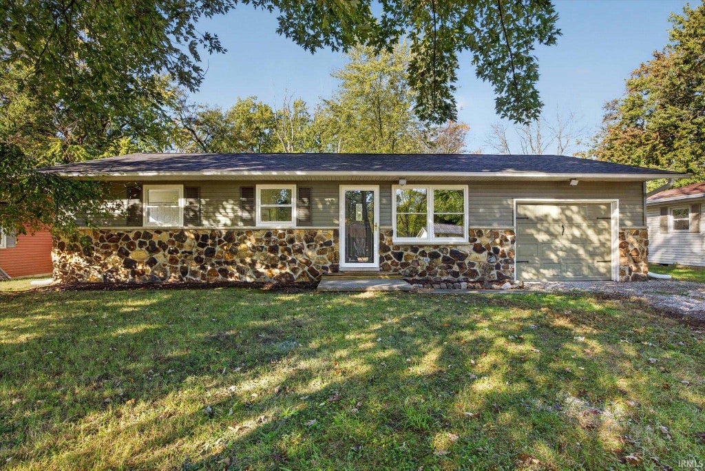 Photo of 546 NW 10th Street, Linton, IN 47441 (MLS # 202643830)