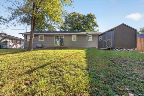 Tiny photo for 546 NW 10th Street, Linton, IN 47441 (MLS # 202643830)