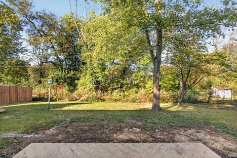 Tiny photo for 546 NW 10th Street, Linton, IN 47441 (MLS # 202643830)