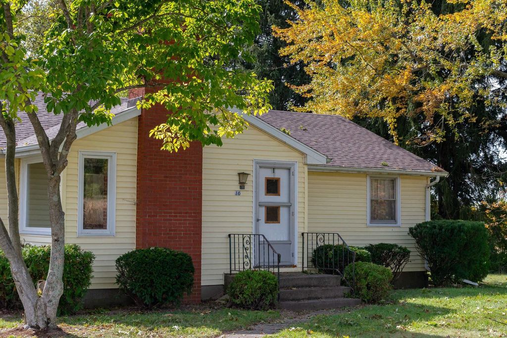 Photo of 16988 New Road, Bremen, IN 46506 (MLS # 202542738)