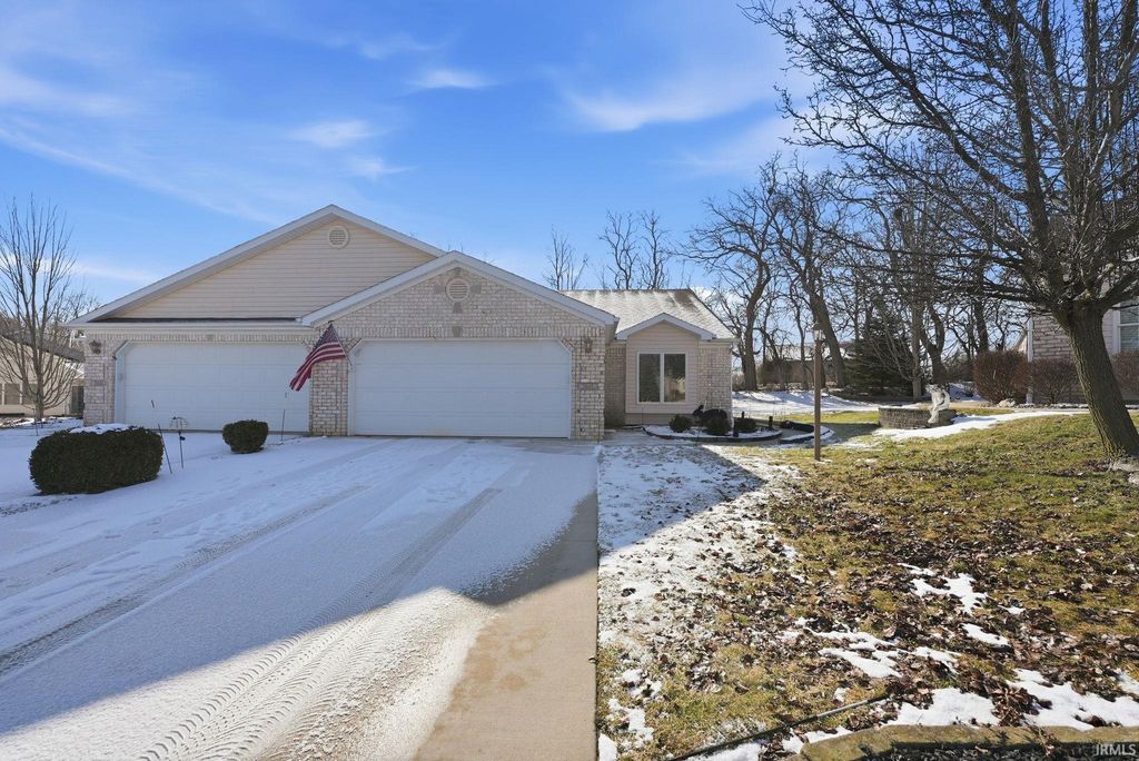 Photo of 2045 Connors Court, Warsaw, IN 46580 (MLS # 202606163)