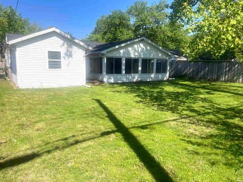 Tiny photo for 320 Magnolia Drive, Kokomo, IN 46901 (MLS # 202617058)