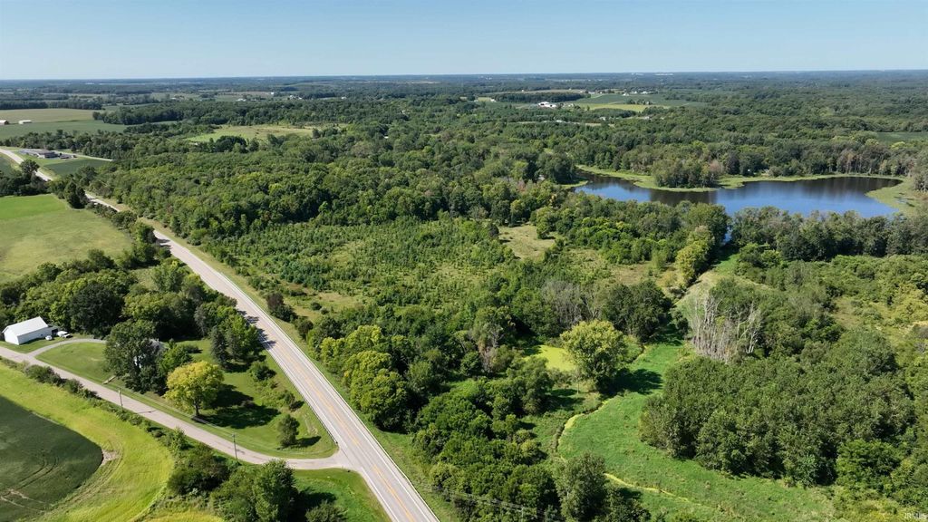 Photo of * S 525 E, Pierceton, IN 46562 (MLS # 202536535)