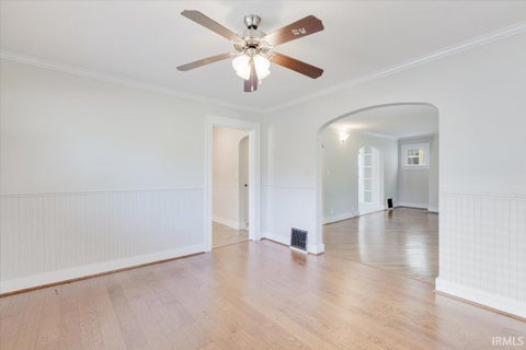 Tiny photo for 1361 Poplar Street, Huntington, IN 46750 (MLS # 202637853)