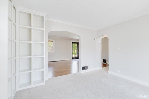 Tiny photo for 1361 Poplar Street, Huntington, IN 46750 (MLS # 202637853)