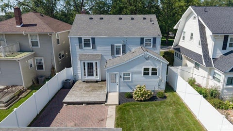 Tiny photo for 1361 Poplar Street, Huntington, IN 46750 (MLS # 202637853)
