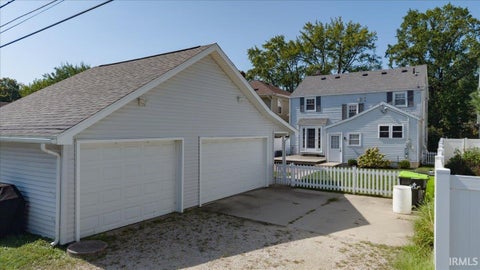 Tiny photo for 1361 Poplar Street, Huntington, IN 46750 (MLS # 202637853)