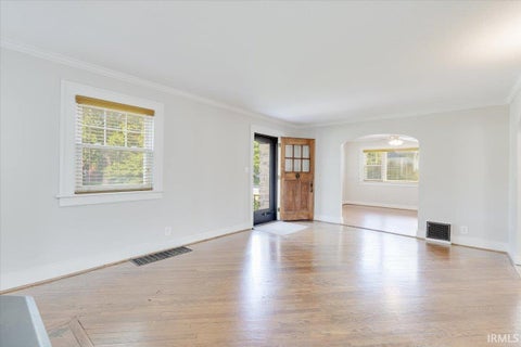Tiny photo for 1361 Poplar Street, Huntington, IN 46750 (MLS # 202637853)