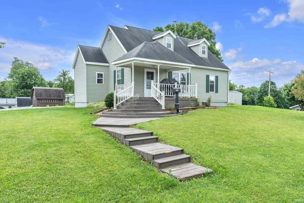 Photo of 608 E Hazel Street, Albion, IN 46701 (MLS # 202624967)