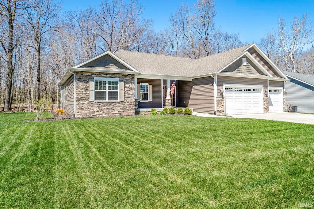 Photo of 815 Shady Creek Drive, Lafayette, IN 47905 (MLS # 202612384)
