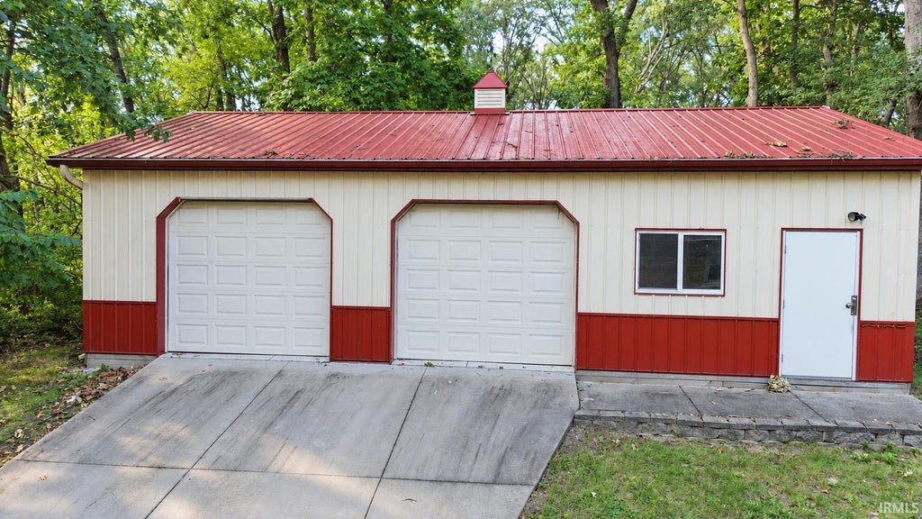 Photo of 14822 Reeder Road, Crown Point, IN 46307 (MLS # 202636823)